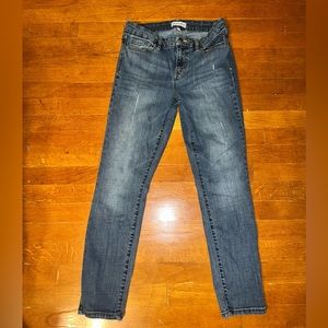 Studio Blue Kenova mid rise cropped skinny rolled jeans, indigo color, size 8